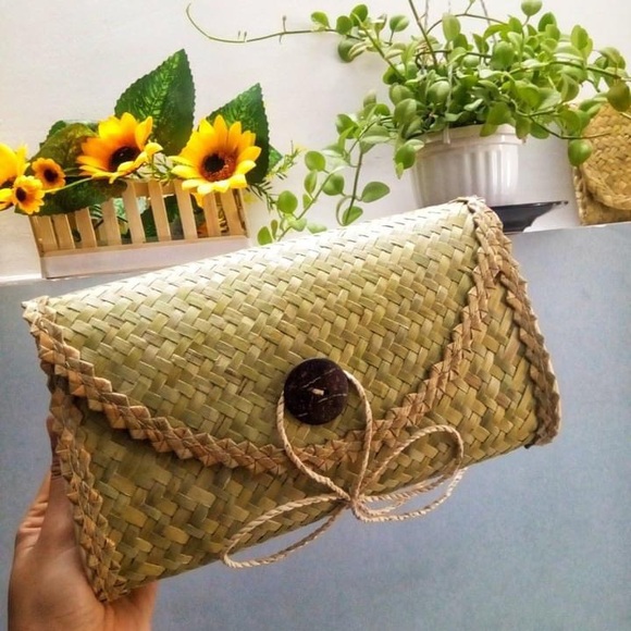 Handmade cross body Straw purse - Picture 6 of 6